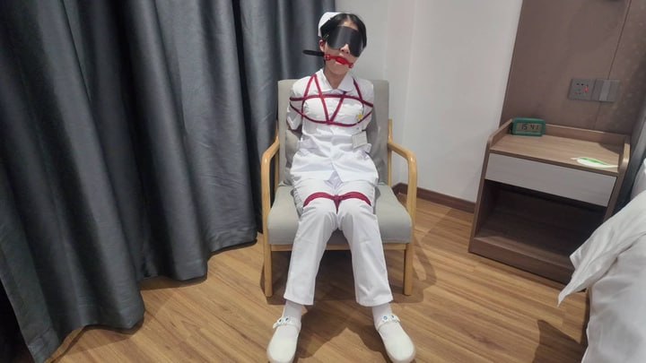 【小护士历险记】护士服+白丝+多次深喉+后入+剃净毛毛+啵啵贝秒C神器+电击吮吸+无限强高到身体不受控制颤抖+极致GC体验！超高质量撸点满满！
https://mypikpak.com/s/VOqdNyjR2eJglD7AyIeEmXbfo2