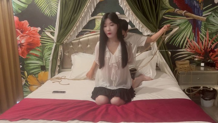 新人模特熙熙，身体超敏的.mp4
https://mypikpak.com/s/VOtY3E3RECBxvIuFpvvOKg23o2