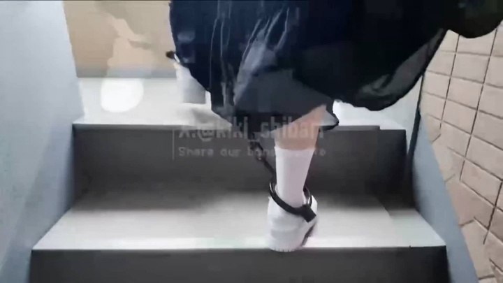 （户外）第一次戴镣铐外出.mp4
https://mypikpak.com/s/VOvcgS4IUVSBO2pZxIlEKttUo2