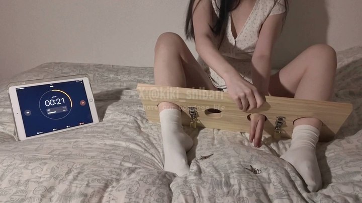 戴木枷镣铐限时逃脱.mp4
https://mypikpak.com/s/VOvyk7Vmh4GxXGzs_CoQXSBMo2
