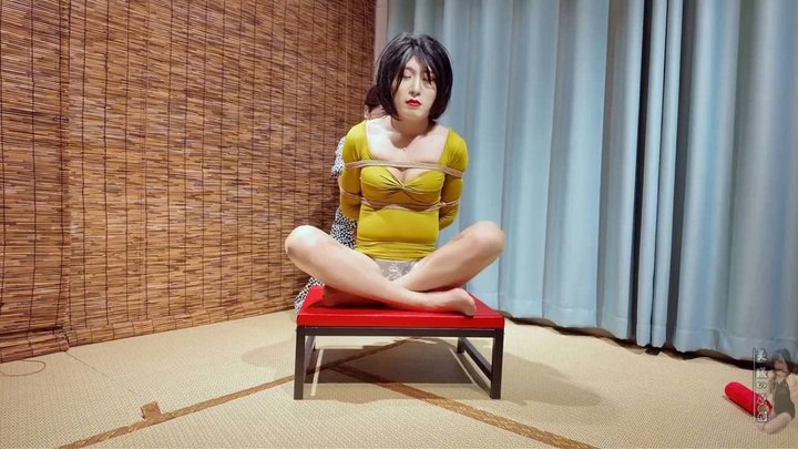 《主人亲手包的人肉粽子》团缚吊起来的肉粽子在此刻的端午节日献给大家欣赏，今年就用绳子给大家包个粽子，头也被绳子包起来.mp4
https://mypikpak.com/s/VOx-KnMruhk0ZFMXP4Tj7tceo2