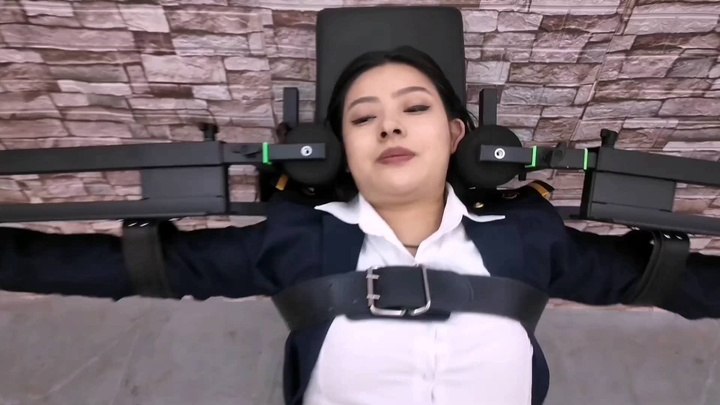 另类心理医生用sm疗法能治疗好美少女的心理疾病吗
https://mypikpak.com/s/VOySEqC-Aa2PoHaglh5JgqWlo2