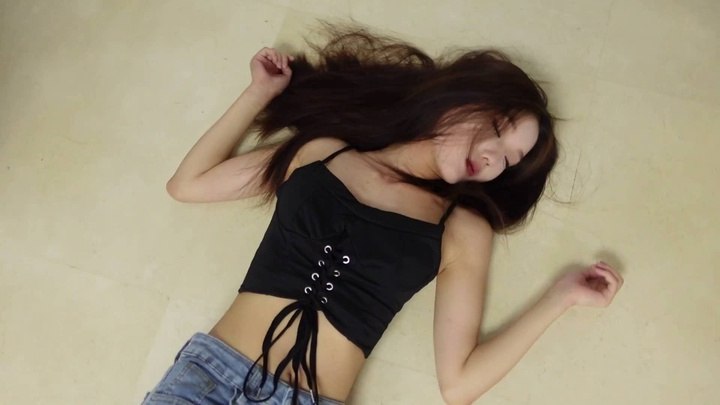 灵灵被时停迷晕后玩弄四色袜子.mp4
https://mypikpak.com/s/VOyqhp534fuepuikd864CxAJo2