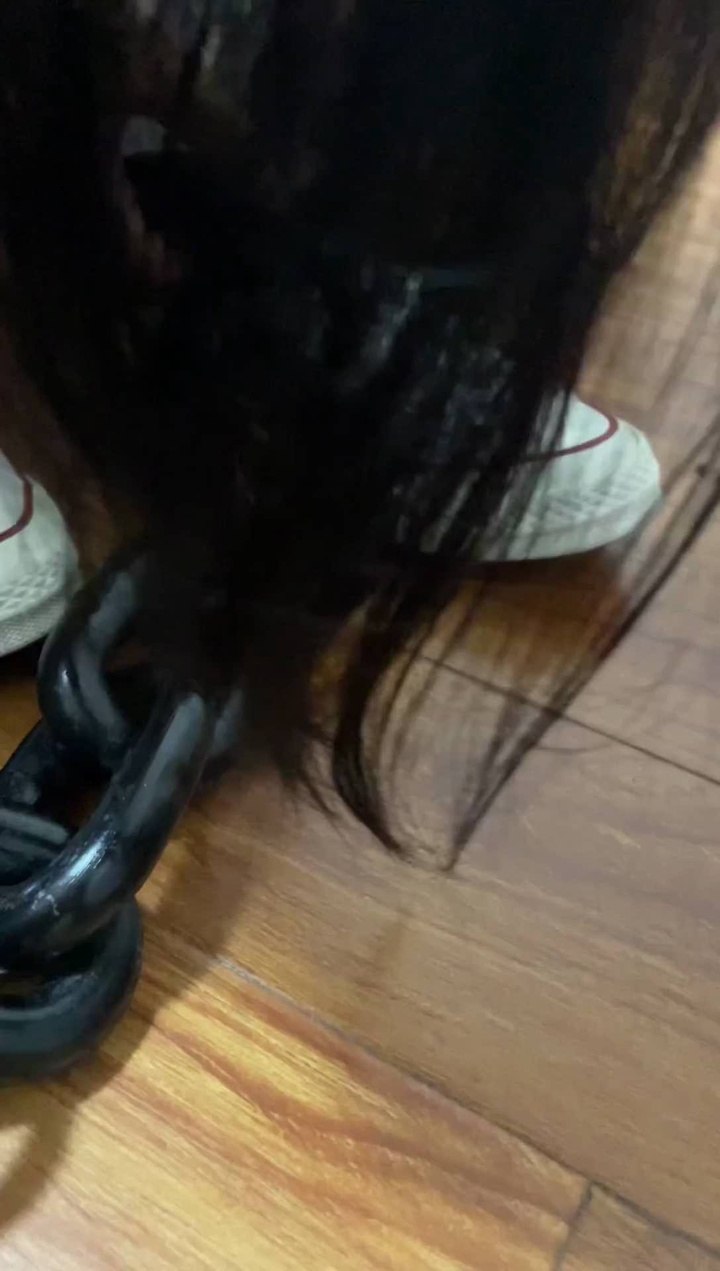 在大街上钉死11斤脚镣的女生（上）.mp4
https://mypikpak.com/s/VOyqiChm-T3S6396U7yi0rvZo2