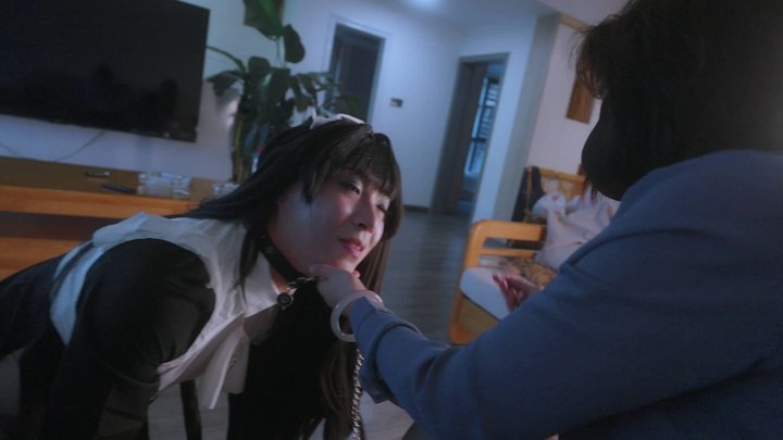《小情侣劫难Ⅱ》女生决定亲自调教男友，谁知女生下手毫不留情，棒棒,TD，深喉口枷，假阳口球，恨不得把所有道具都实验一边，我在旁边看着都心惊，哪想到她确是享受其中
https://mypikpak.com/s/VOyqml3esf3R-5Zz-WdSOnExo2